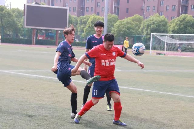 雷迪克谈执教湖人初期的挑战与成长